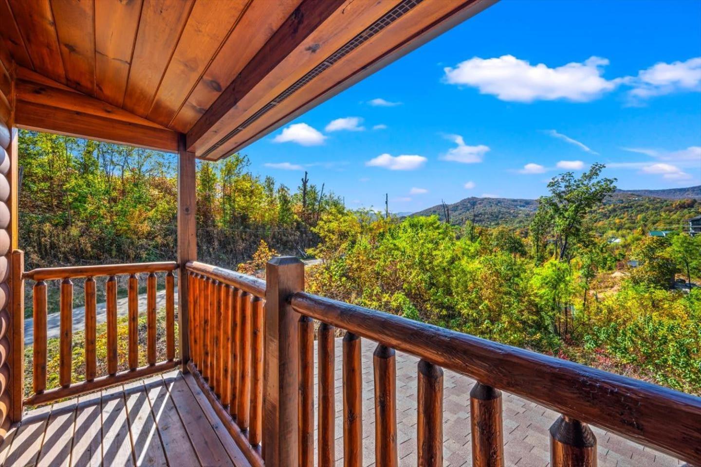 Indoor Pool, Volleyball Beach, Mountain View, Luxury Gatlinburg Ngoại thất bức ảnh