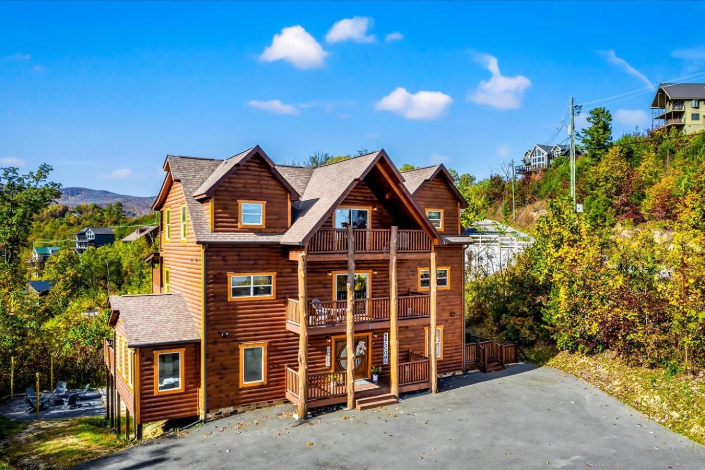 Indoor Pool, Volleyball Beach, Mountain View, Luxury Gatlinburg Ngoại thất bức ảnh
